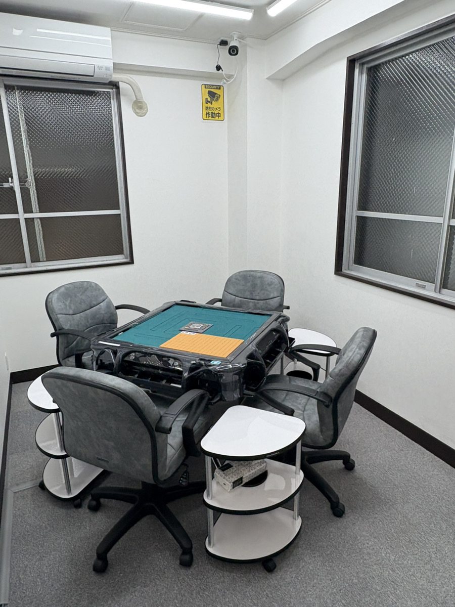 新宿三丁目店ワイドB